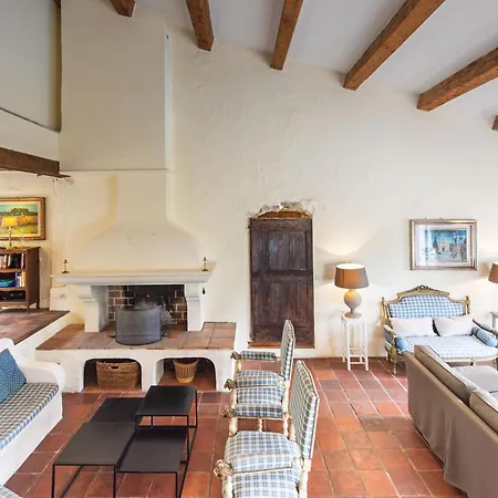 Bastide Saint Esprit In The Provencal Hinterland