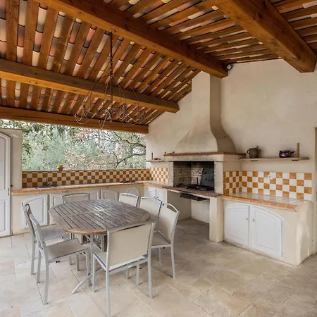 Bastide Saint Esprit In The Provencal Hinterland * Draguignan